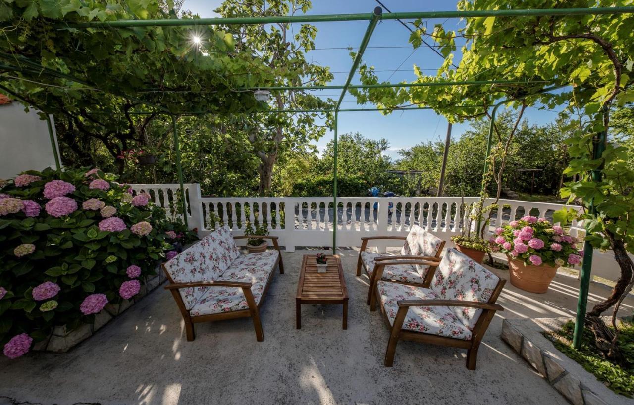 Holiday House Predrag Супетарська Драґа Екстер'єр фото