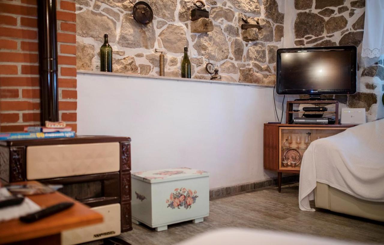 Holiday House Predrag Супетарська Драґа Екстер'єр фото